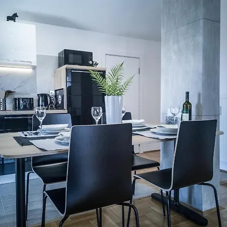 Raw Industrial City Apartment Σουμπότικα Εξωτερικό φωτογραφία